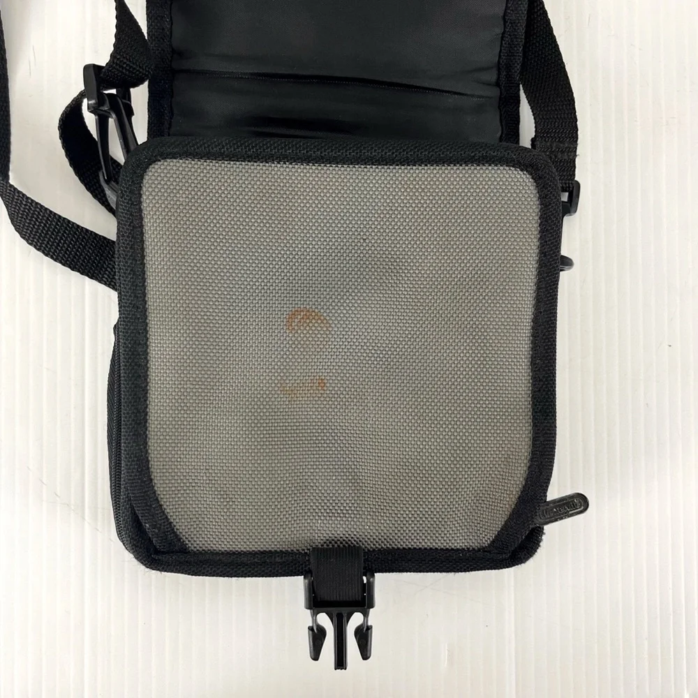 ALS Industries Nintendo DS 9 Gray Video Game Carrying Case Travel Bag Accessory